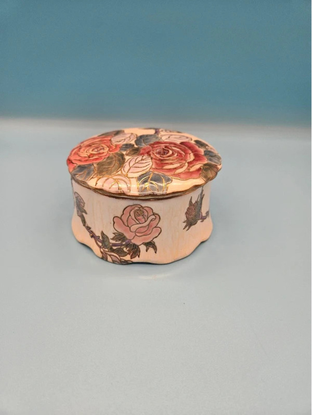Vintage Top China Dillard's Porcelain Rose Floral Trinket Jewelry Box Gold